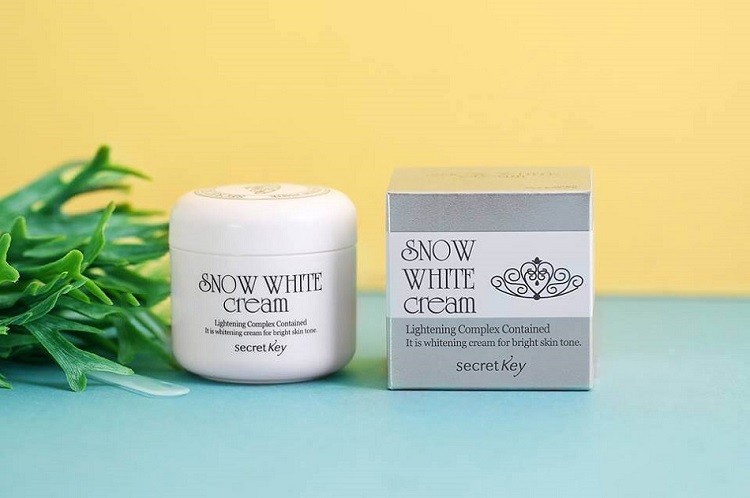 Review kem dưỡng trắng da Snow White Milky Cream