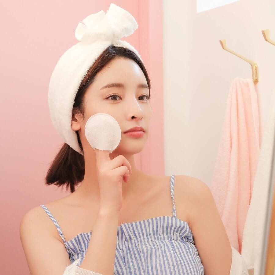 các bước skincare đầy đủ, 7 bước skin care, thứ tự các bước skin care, những bước skincare cơ bản, quy trình skincare cơ bản, các bước skincare cơ bản cho da dầu, 5 bước skincare cơ bản