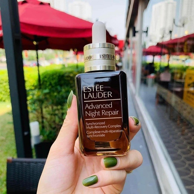 Serum Estee Lauder trị nám tàn nhang giúp cải thiện làn da, mờ nám tàn nhang