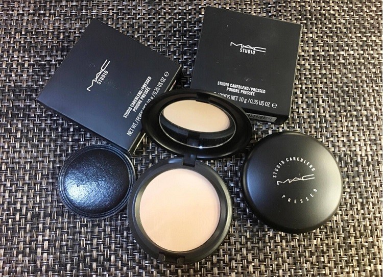 MAC Prep and Prime Transparent Finishing Powder