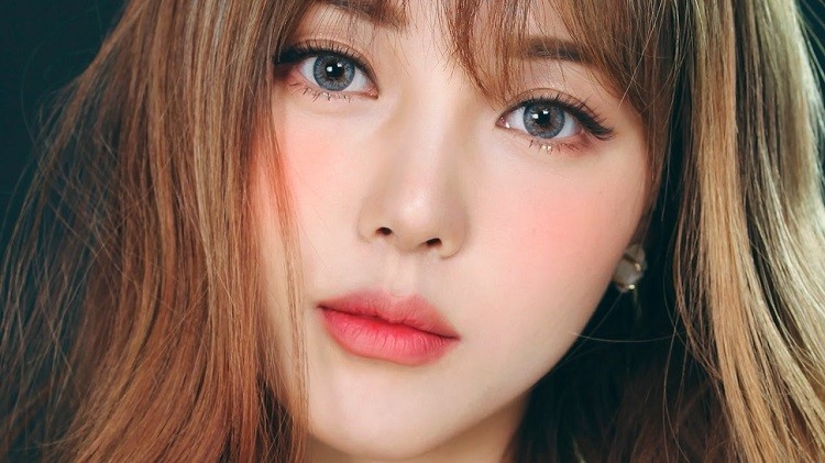 trang điểm tự nhiên