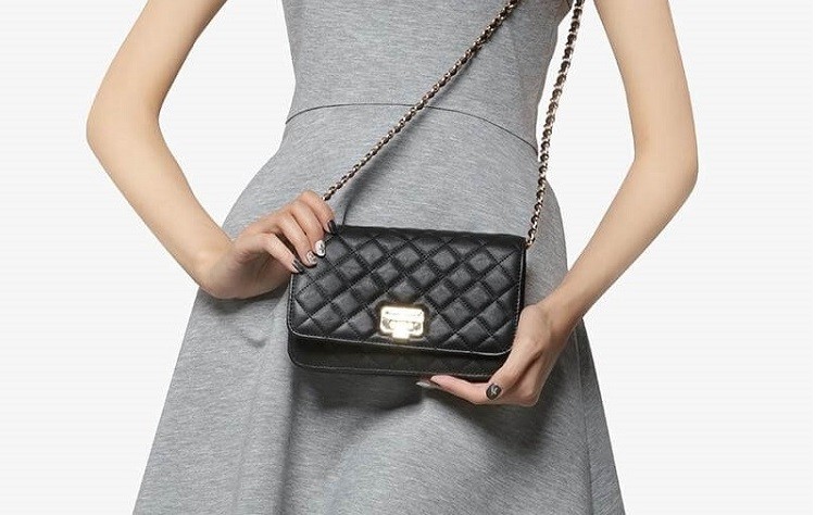 Túi xách Charles & Keith mini - thương hiệu túi xách bình dân chị em có thể sở hữu các thương hiệu túi xách bình dân, các hãng túi xách hàng hiệu bình dân, các hãng túi xách bình dân, thương hiệu túi xách bình dân, túi xách bình dân, túi hiệu bình dân, túi xách hàng hiệu giá bình dân, nên mua túi xách hãng nào, túi xách hàng hiệu giá trung bình, những thương hiệu túi xách bình dân, hãng túi xách giá bình dân, các hãng túi xách giá bình dân, những hãng túi bình dân, các thương hiệu túi xách bình dân việt nam, thương hiệu túi xách bình dân việt nam, thương hiệu túi xách giá bình dân, các thương hiệu túi xách giá bình dân, thương hiệu túi xách bình dân ở việt nam, thương hiệu túi xách bình dân ở mỹ, các thương hiệu túi xách bình dân mỹ, các thương hiệu túi xách bình dân nổi tiếng