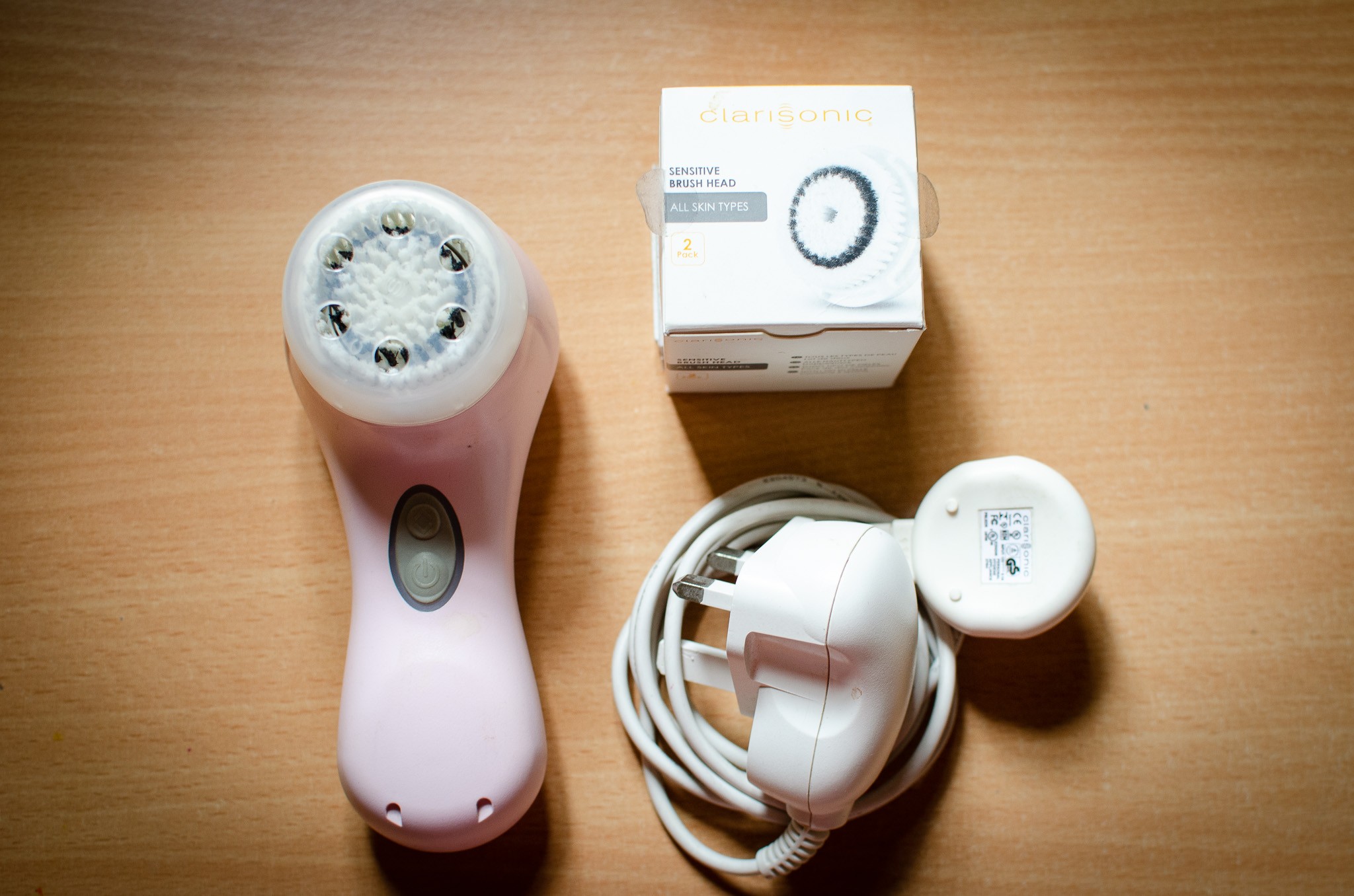 máy rửa mặt clarisonic mia 2, máy rửa mặt clarisonic mia 2 giá bao nhiêu, mua máy rửa mặt clarisonic mia 2 ở đâu, giá máy rửa mặt clarisonic mia 2, mua máy rửa mặt clarisonic mia 2, bán máy rửa mặt clarisonic mia 2, cách sử dụng máy rửa mặt clarisonic mia 2, review máy rửa mặt clarisonic mia 2, hướng dẫn sử dụng máy rửa mặt clarisonic, máy rửa mặt clarisonic mia 2 review, máy rửa mặt clarisonic mia 2 chính hãng, máy rửa mặt clarisonic mia 2 của nước nào, cách sạc máy rửa mặt clarisonic mia 2, thanh lý máy rửa mặt clarisonic mia 2, máy rửa mặt clarisonic mia 2 mua ở đâu