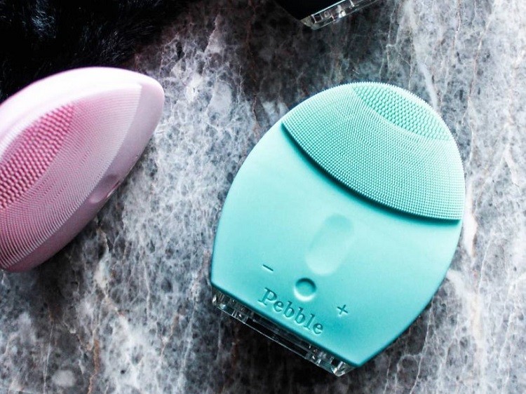 review máy rửa mặt pebble lisa, cách sử dụng máy rửa mặt pebble lisa, mua máy rửa mặt pebble lisa, máy rửa mặt pebble lisa review, máy rửa mặt pebble lisa tphcm, có nên mua máy rửa mặt pebble lisa, review máy rửa mặt pebble lisa sheis, máy rửa mặt pebble lisa sheis, cách dùng máy rửa mặt pebble lisa, máy rửa mặt pebble lisa mua ở đâu