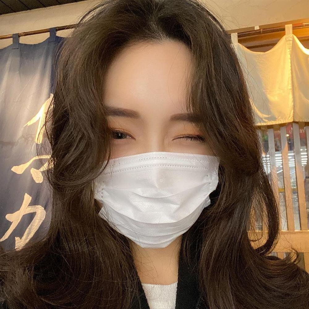 Ưu tiên trang điểm nhưng tone tự nhiên