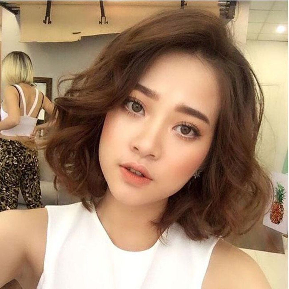 Top 7 những kiểu tóc ngắn uốn gợn sóng tóc ngắn uốn sóng, tóc ngắn uốn gợn sóng, kiểu tóc ngắn uốn gợn sóng, những kiểu tóc ngắn uốn gợn sóng, các kiểu tóc ngắn uốn gợn sóng