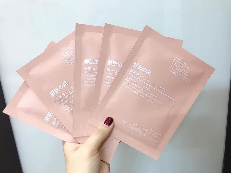 Mặt nạ nhau thai cuống rốn là gì? Mặt nạ nhau thai cuống rốn tế bào gốc Nhật Bản có tốt không mặt nạ nhau thai cuống rốn giá, mặt nạ nhau thai cuống rốn tế bào gốc, mặt nạ nhau thai cuống rốn tế bào gốc nhật bản, mặt nạ nhau thai cuống rốn nhật bản rwine beauty stem cell placenta mask, mặt nạ nhau thai cuống rốn nhật, mặt nạ nhau thai cuống rốn là gì, mặt nạ nhau thai cuống rốn hàng giả, cách sử dụng mặt nạ nhau thai cuống rốn, cách đắp mặt nạ nhau thai cuống rốn, cách dùng mặt nạ nhau thai cuống rốn,