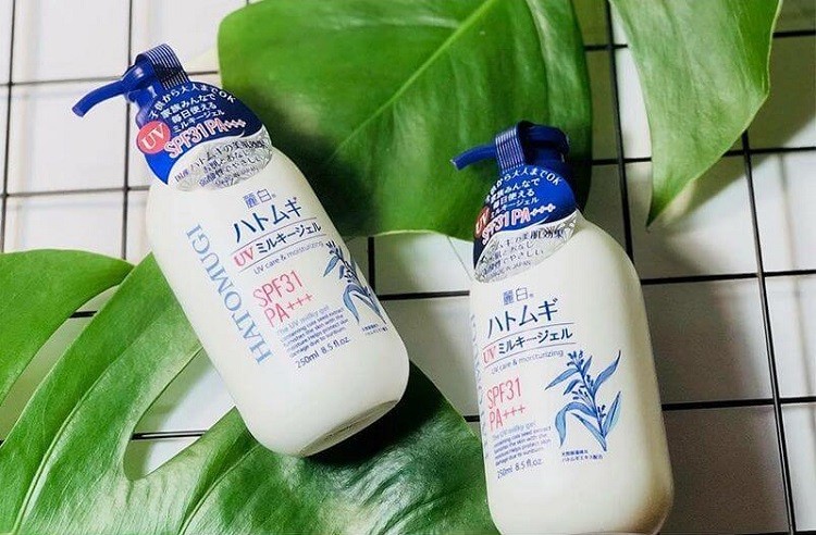 Review sữa dưỡng thể Hatomugi chi tiết Review sữa dưỡng thể Hatomugi, sữa dưỡng thể Hatomugi