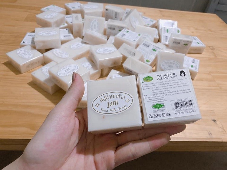 Phản hồi từ người dùng xà phòng cám gạo Thái Lan có tốt không xà phòng cám gạo Thái Lan có tốt không, xà phòng tắm trắng cám gạo sữa Thái Lan, xà phòng kích trắng cám gạo Thái Lan, xà phòng cám gạo vuông review, công dụng xà phòng cám gạo Thái Lan, xà phòng cám gạo thái, xà phòng cám gạo Thái Lan chính hãng, bánh xà phòng cám gạo Thái Lan, công dụng của xà phòng cám gạo Thái Lan, xà phòng cám gạo Thái Lan review, xà phòng cám gạo Thái Lan chính hàng, review xà phòng cám gạo