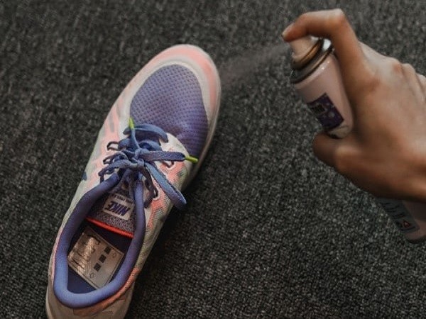 cách giặt giày thể thao, cách giặt giày, giặt giày thể thao, cách giặt giày thể thao adidas, cách giặt giày sneaker, cách vệ sinh giày thể thao adidas, cách giặt giày thể thao trắng, cách giặt giày thể thao nhanh khô, cách giặt giày thể thao bằng máy giặt, cách giặt giày thể thao nike, cách giặt giày thể thao đúng cách