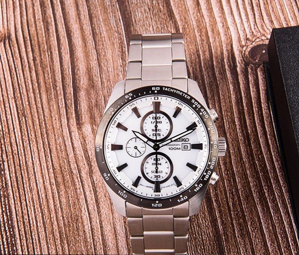 đồng hồ seiko solar năng lượng mặt trời, đồng hồ seiko năng lượng mặt trời, đồng hồ seiko solar là gì, đồng hồ năng lượng mặt trời nhật bản