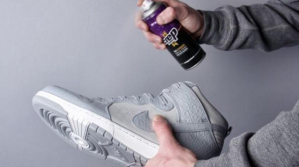 cách vệ sinh giày nike jordan, cách vệ sinh giày air jordan 1, vệ sinh giày nike jordan, vệ sinh giày nike Jordan 1 tại nhà