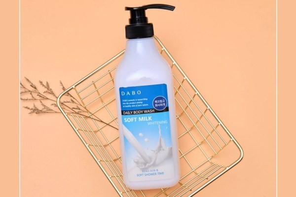 sữa tắm trắng da chống nắng, sữa tắm trắng da của mỹ, sữa tắm trắng da chống nắng của nhật, sữa tắm trắng da và chống nắng