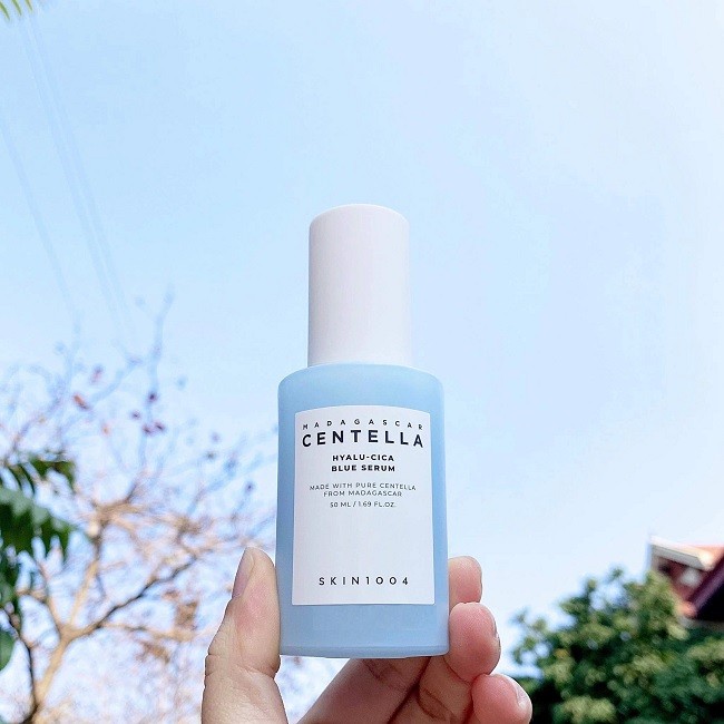 Serum Skin1004 Madagascar Centella Hyalu-Cica Blue cấp ẩm, cải thiện tone da